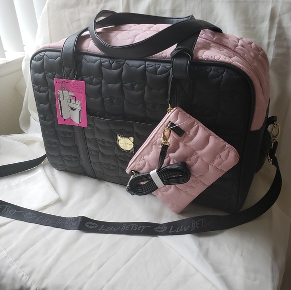 NWT Betsey Johnson Weekender and Wristlet - Picture 1 of 7